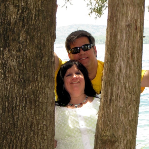 Meet your Posher, Ronda - Picture 1 of 1